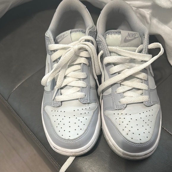 Nike dunks YouthGray Sneakers - Picture 4 of 8